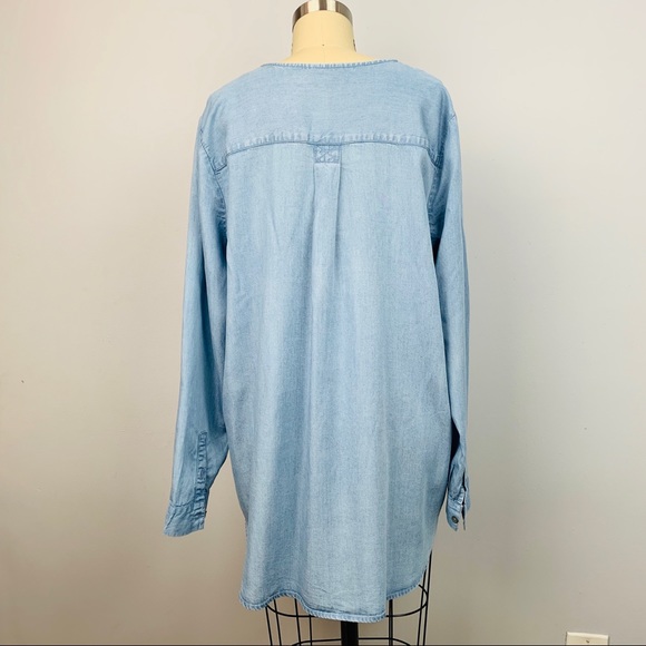 J. Jill Denim Chambray Popover Top - Picture 4 of 8